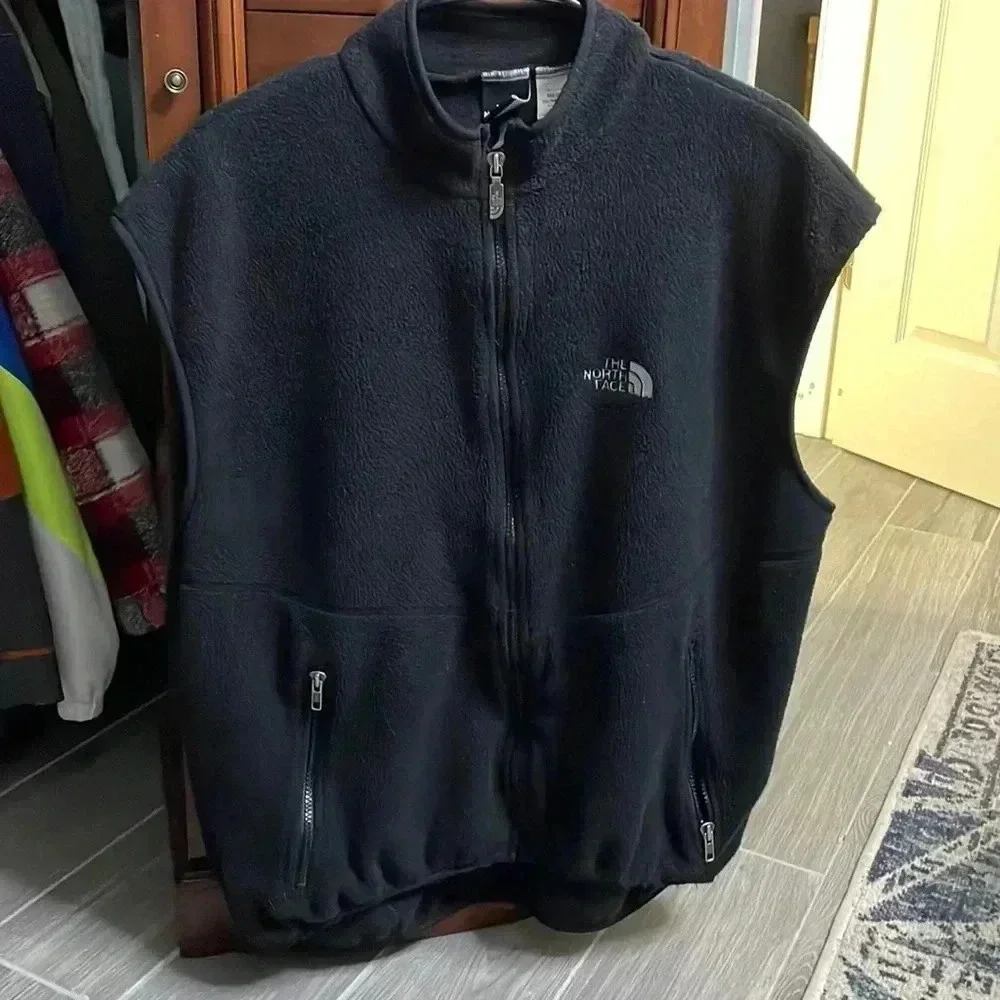 The northface fleece vest
